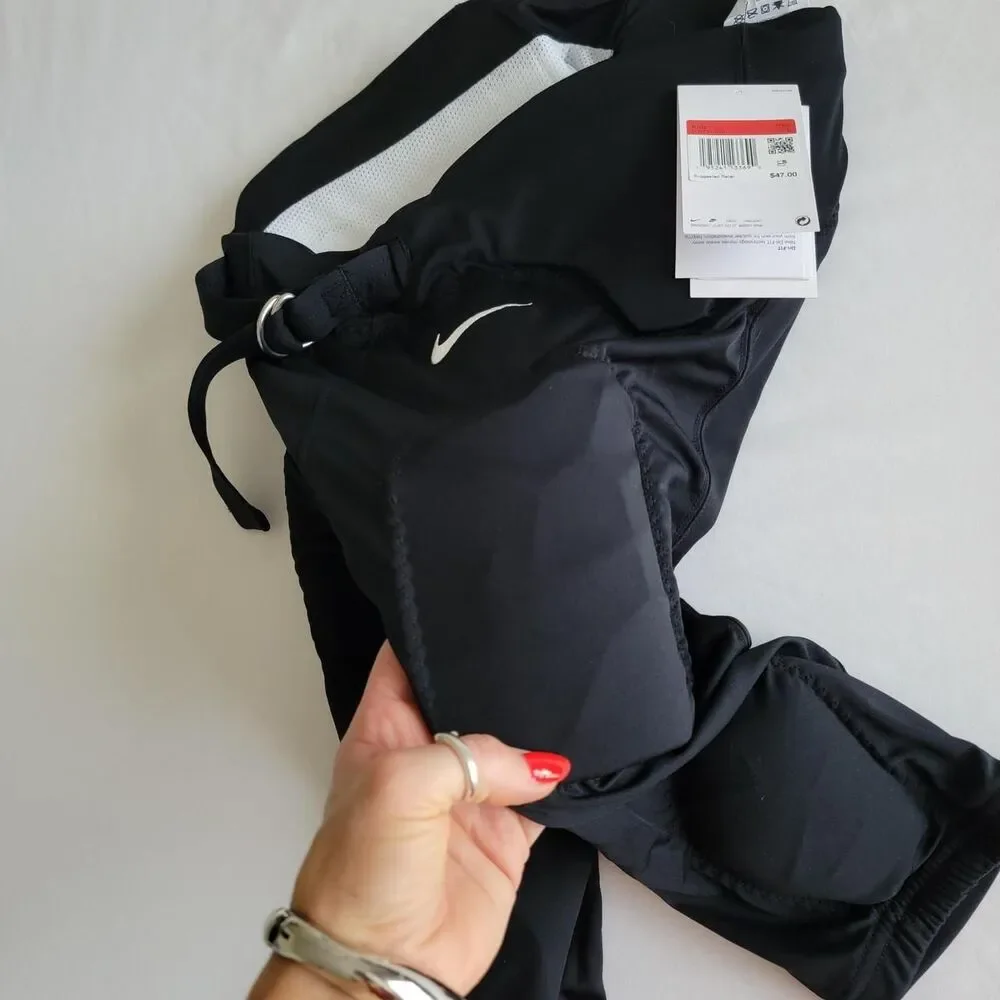 NWT NIKE RECRUIT KID'S padded football pants, size kid's large